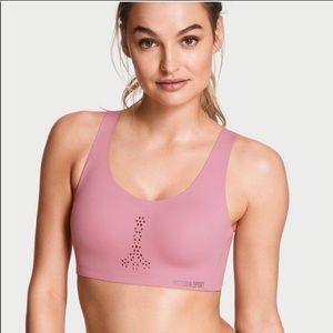 Victoria’s Secret Angel Max Sports Bra
